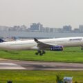 Photo airlines fly into panama city