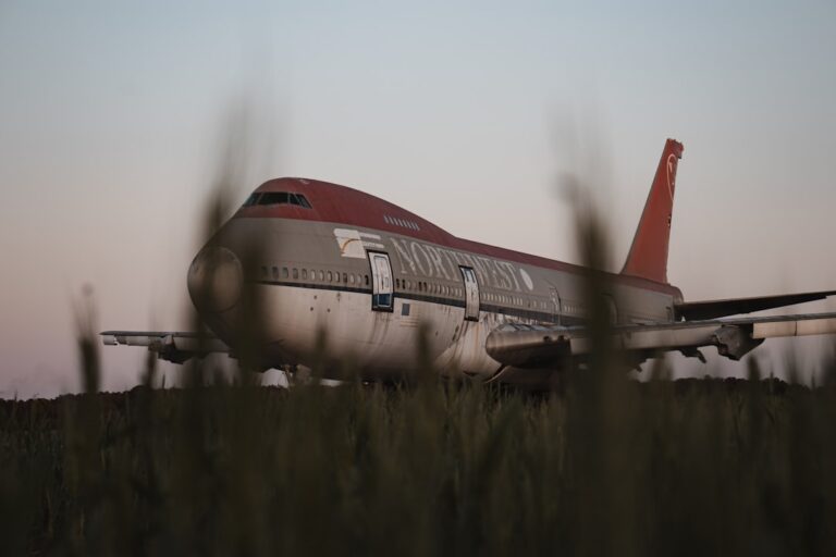 Photo frontier airlines, bad