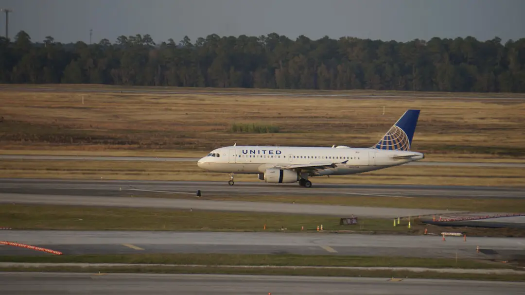 Photo airlines fly into destin florida