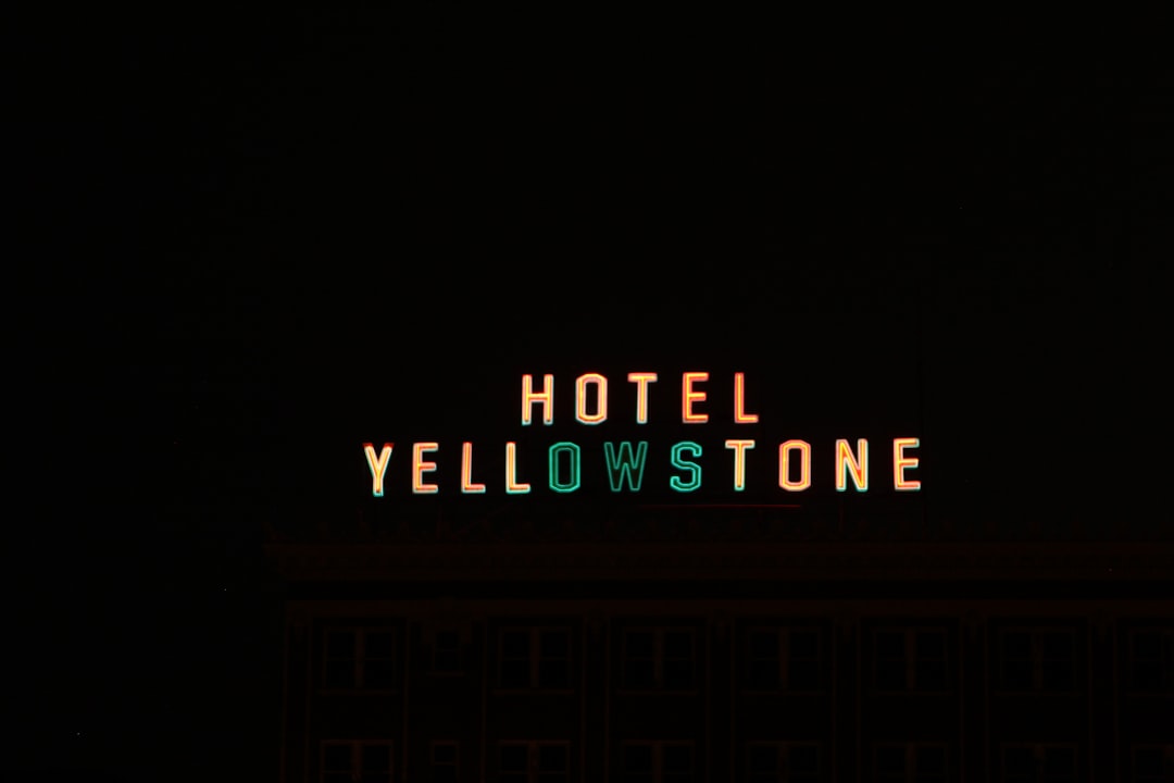 Photo hotel california lyrics