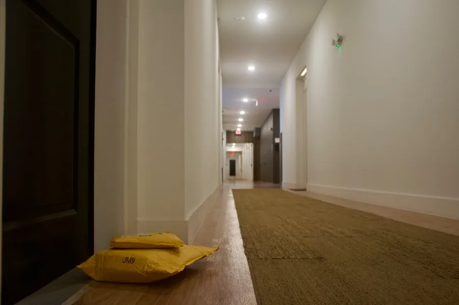 Traveler checking into a hotel using loyalty program benefits