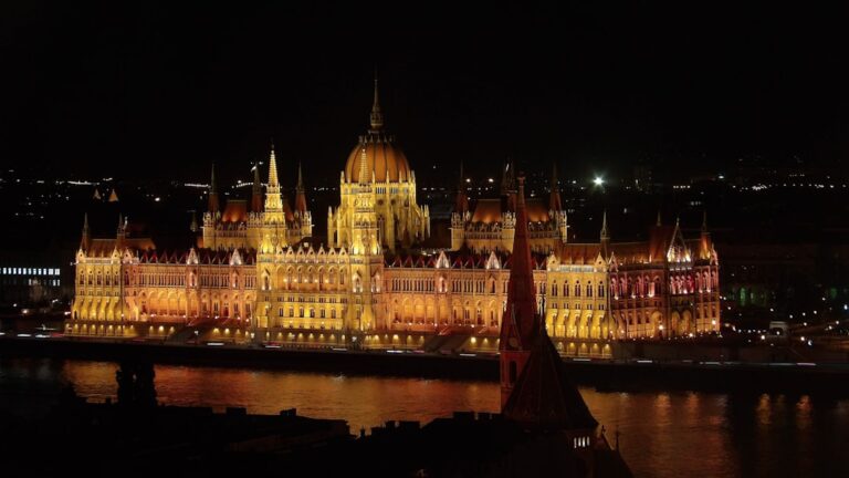 Photo watch grand budapest hotel