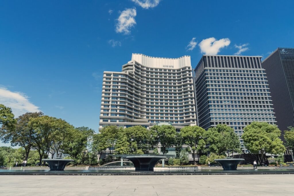 Photo Plaza Hotel ownership