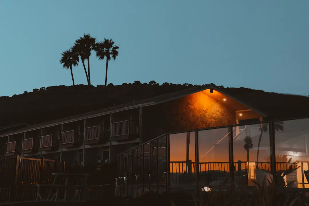 Photo hotel california song
