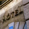Photo hotels, cash