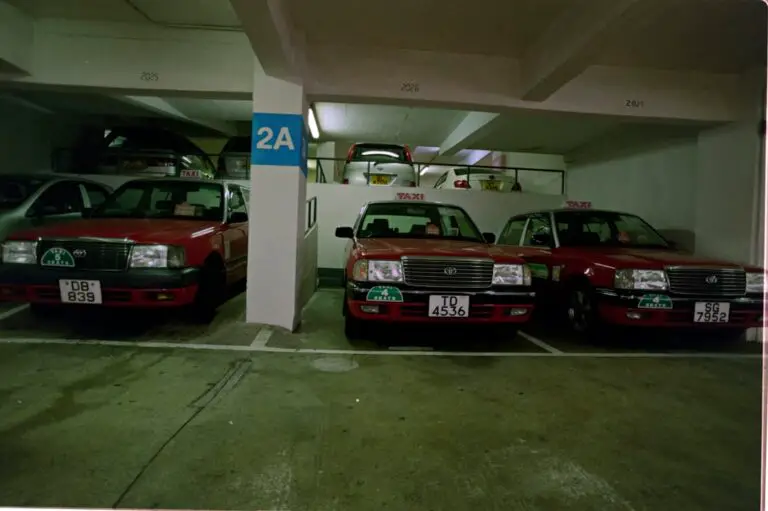 Photo valet parking tip amount