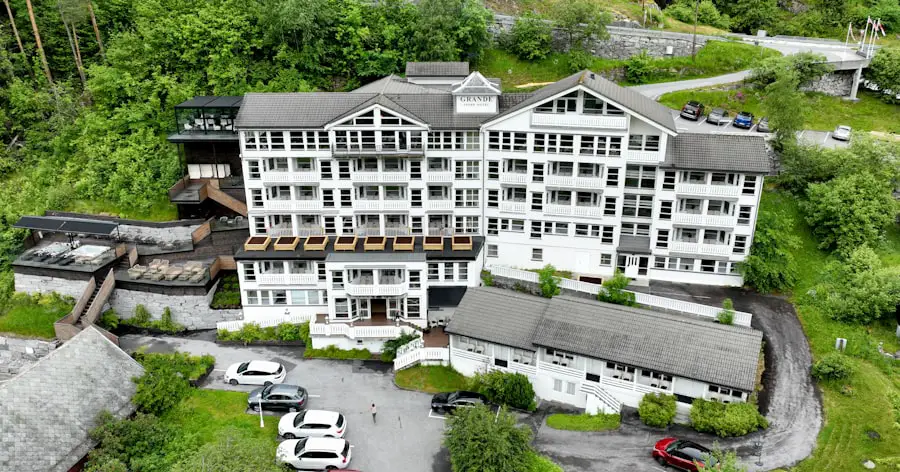 Photo four seasons hotel ownership
